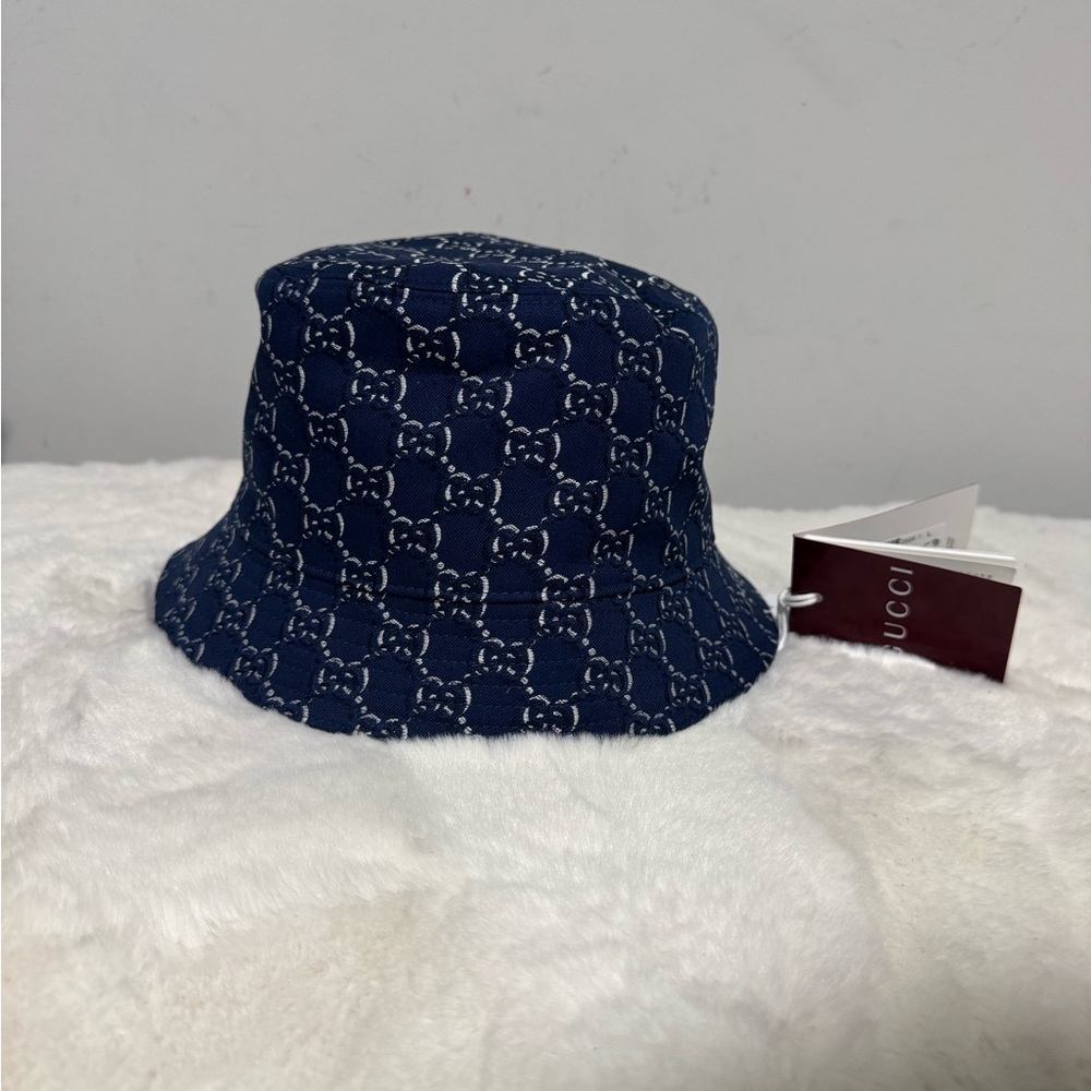 Gucci Navy Monogram Pattern Bucket Hat with Red Label: Size M, 58cm